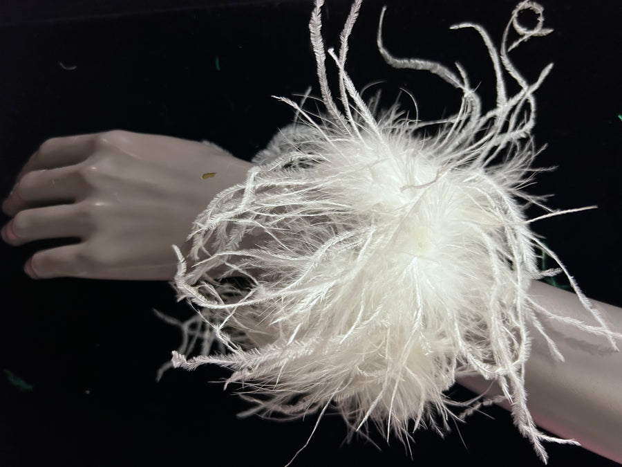 EXTRA LONG MARABOU FEATHER ADJUSTABLE CUFFS