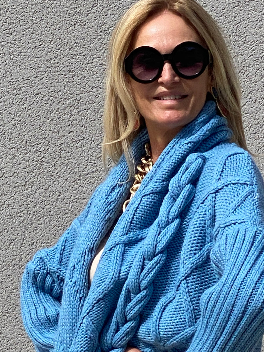 Blue soft chunky knit jacket