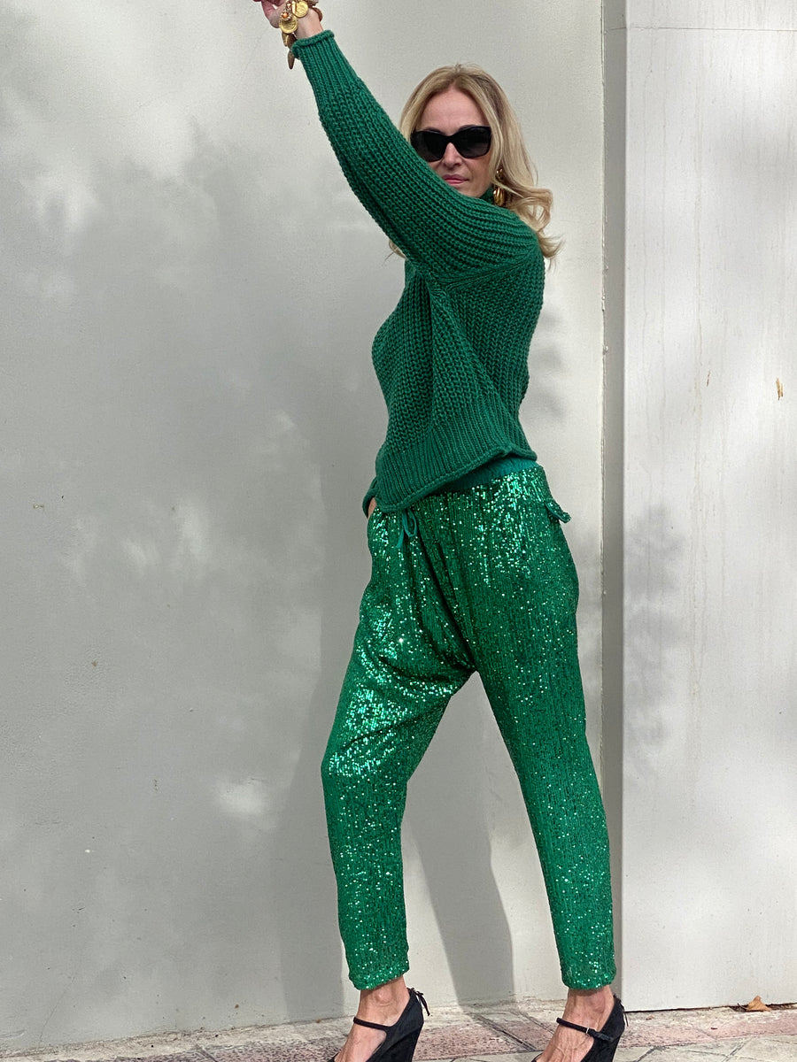 Set of soft and thick knit sweater and sequined pants