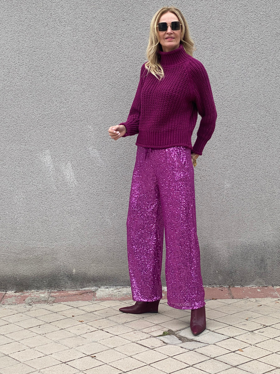 Set of soft and thick knit sweater and sequined pants